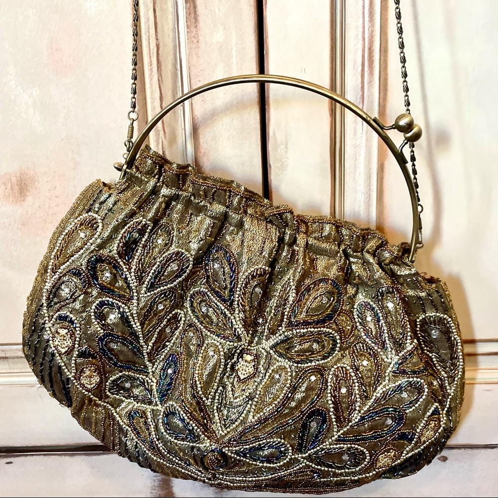 Vintage Top Handle Bag Gold Lame Beaded Kiss Lock Handle Includes Chain Strap.